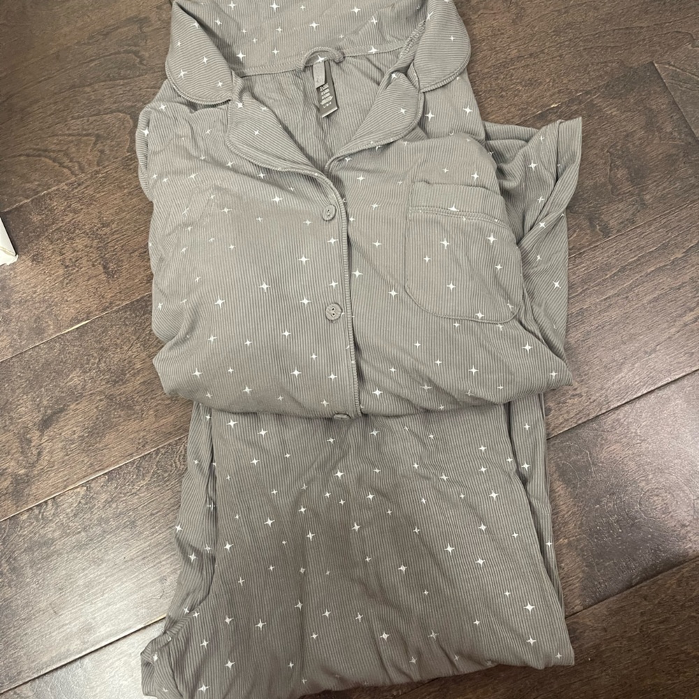 Skims Pajama Set